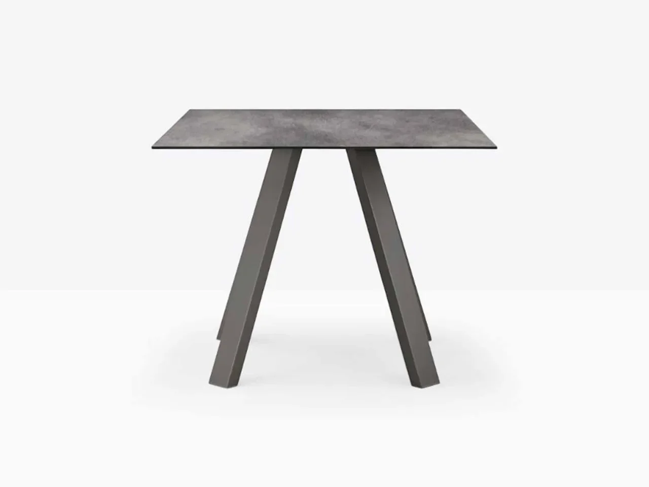 Arki-Table - Outdoor 139x139 - v4